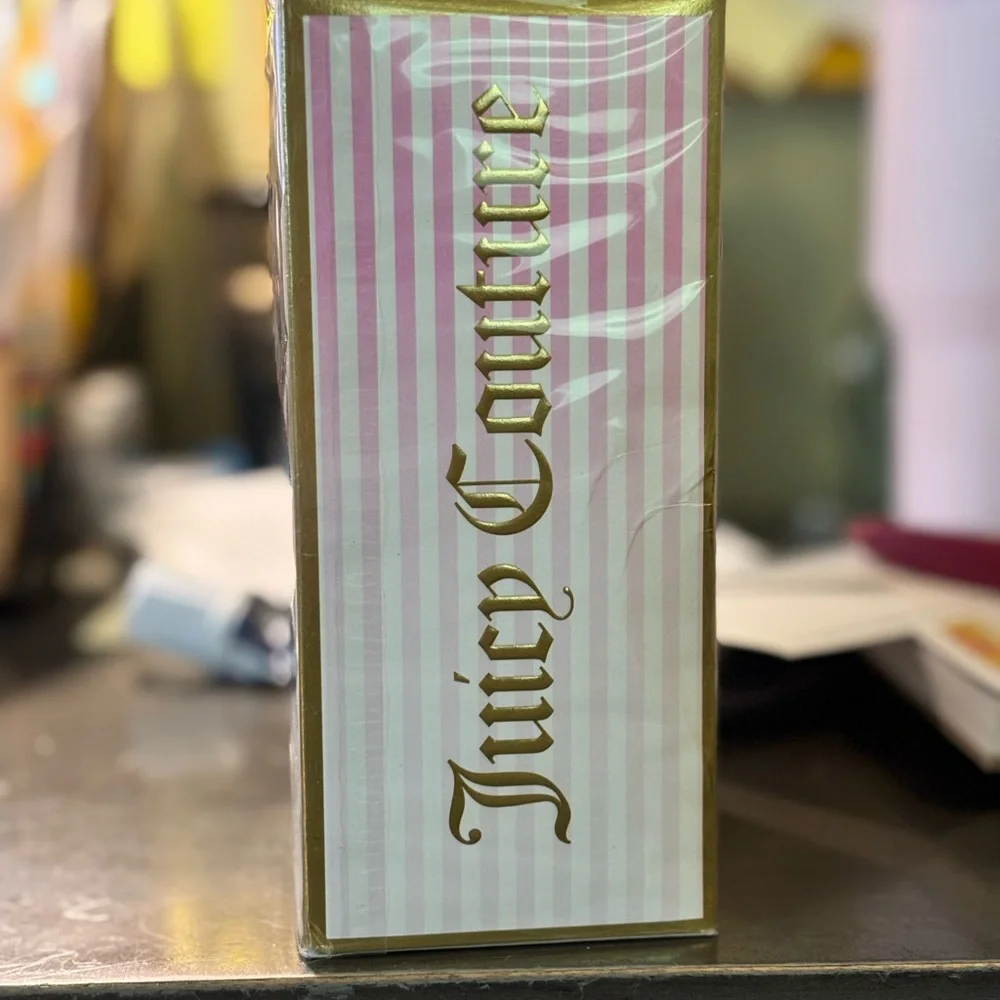Juicy Couture Viva La Juicy Sucre Eau de Parfum 3.4 oz, New in sealed box - Picture 10 of 11